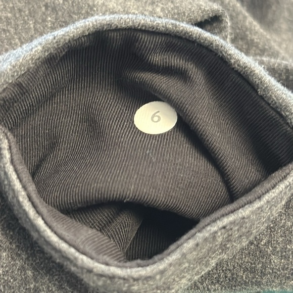 Lululemon Refine Crop size 6 - Picture 4 of 4